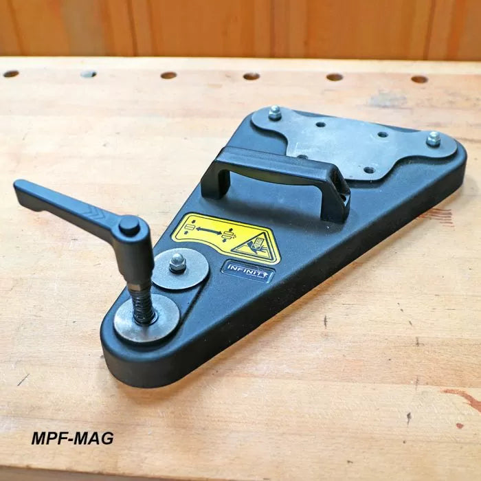 Magnetic push fence for woodworking, black metal with handle and adjustment lever